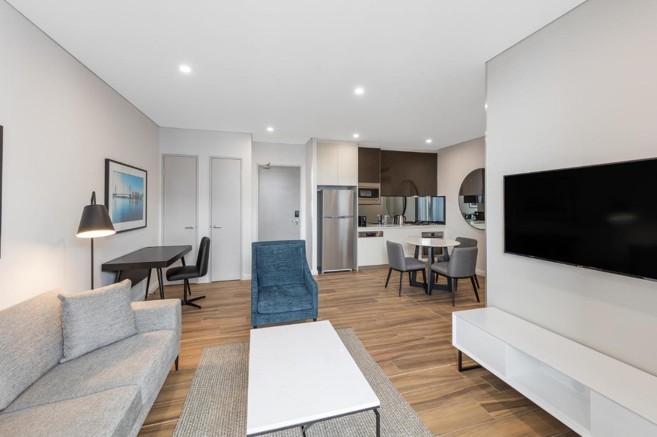 Meriton Suites Coward Street, Mascot Sydney Zewnętrze zdjęcie A typical apartment at the hotel