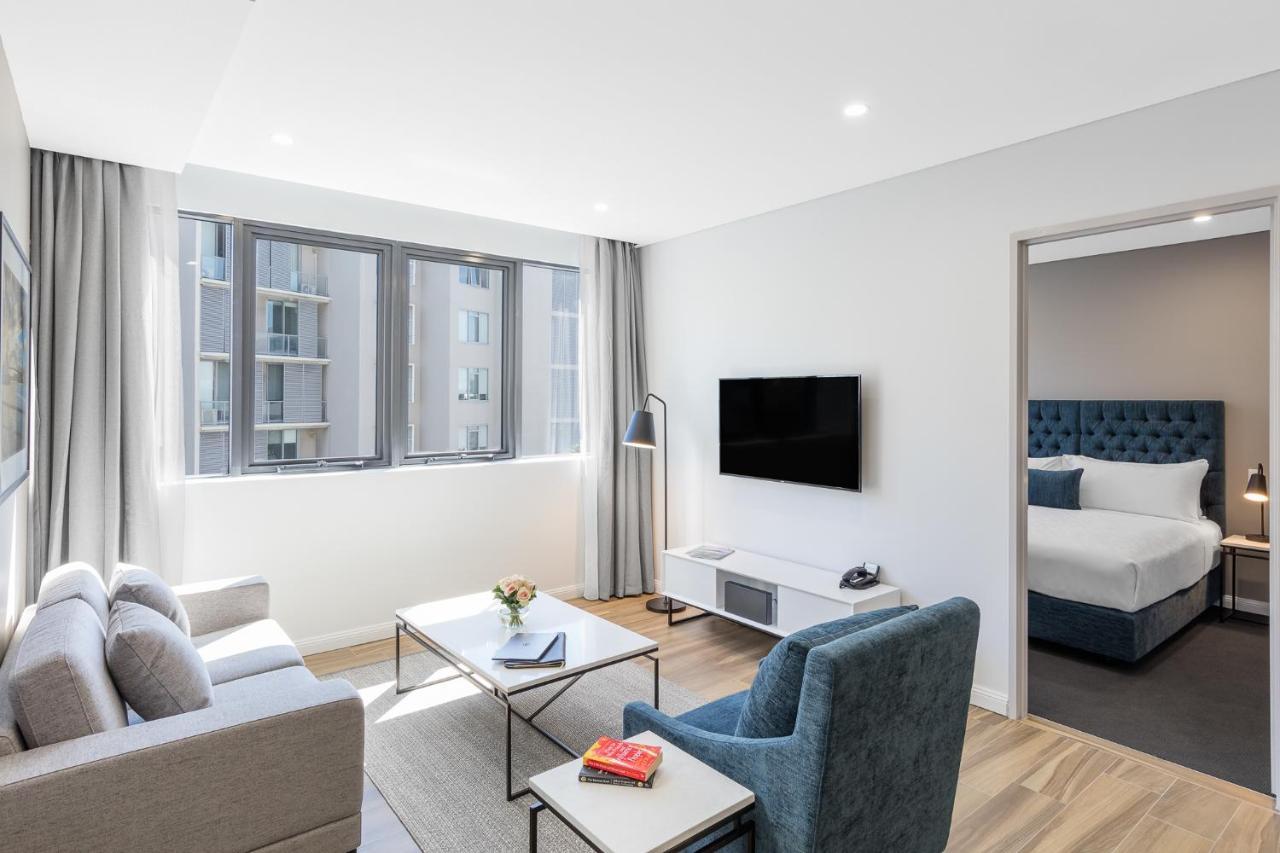 Meriton Suites Coward Street, Mascot Sydney Zewnętrze zdjęcie A two-bedroom apartment at the hotel