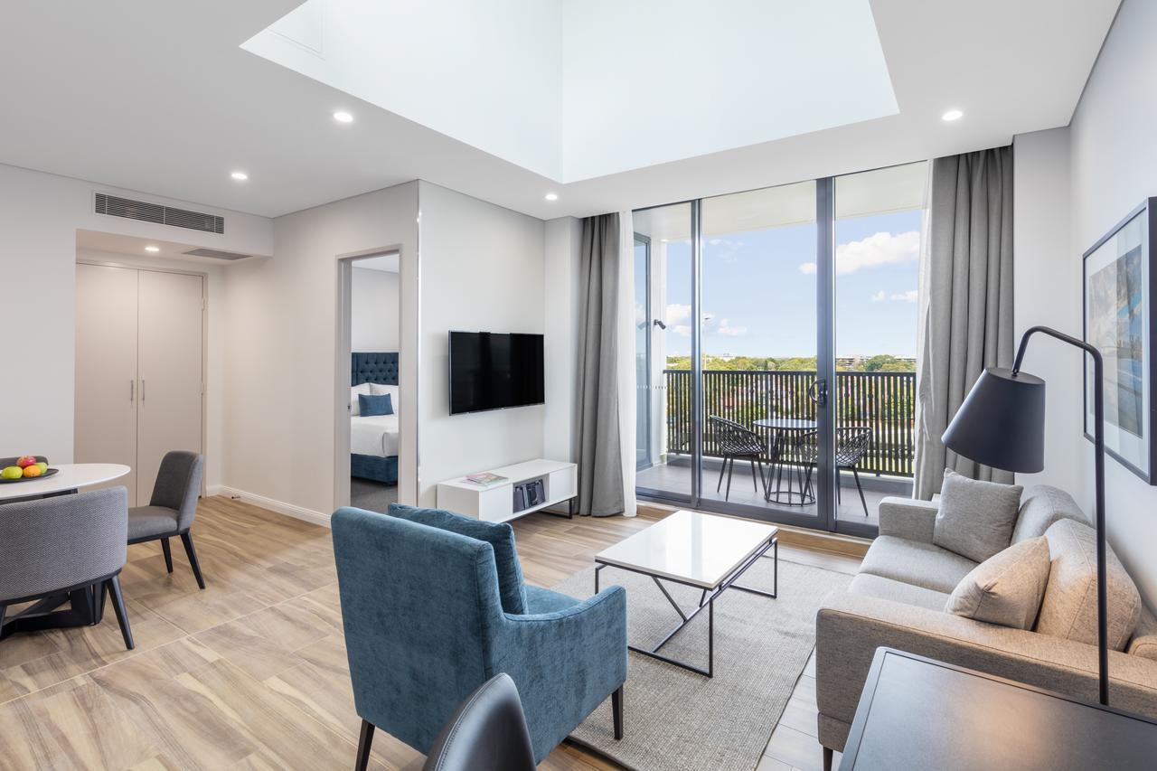 Meriton Suites Coward Street, Mascot Sydney Zewnętrze zdjęcie A typical apartment at the new residential development